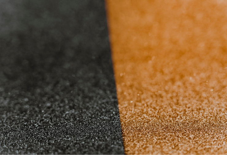 papel-regalo-dorado-negro-reluciente